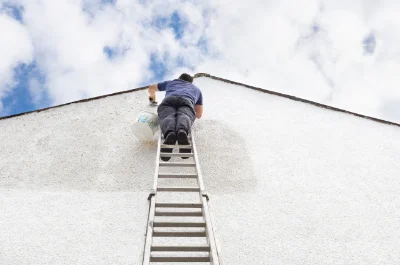 Peinture extérieure à Thoiras — façades et ravalement